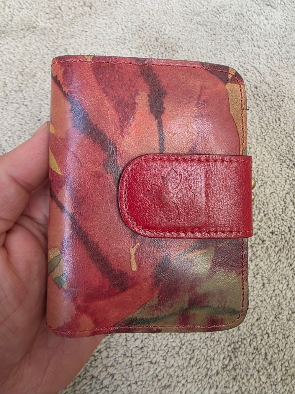 Patricia Nash Red Floral Leather Bifold Wallet Kiss Lock Coin Purse ID Window
